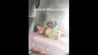 Bhabhi And Customer Masti