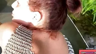 Rotolato La Ragazza Sulla Barca E Poi Scopata