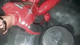 Mit meiner Lieblingspuppe masturbieren