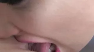 Gilf toying lesbian babe’s pussy