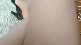 Feet shaking in high heels