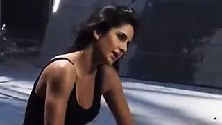 Slut Katrina Kaif shaking her boobs