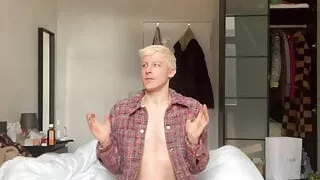 Sissy Is Always Hungry For Raw Cock