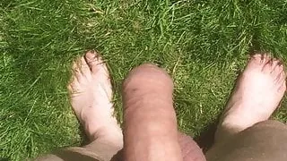 Smilis pee outside 3