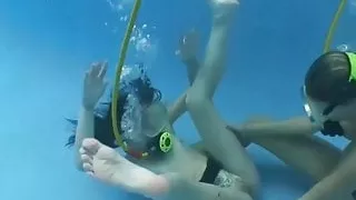 Scuba Lesbian Sex