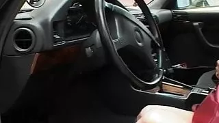 Brauch keinen Dildo, den Pinot Grigio in die Moese geschoben