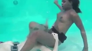 Cory Chase & Simone Styles Underwater Lesbian Sex