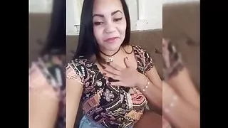 Kelly Silva extracts milk