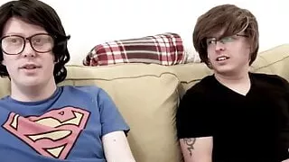 Leeds nerd cum sprays dick sucking brit