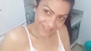 Acordei Agora e estou fazendo um cafe