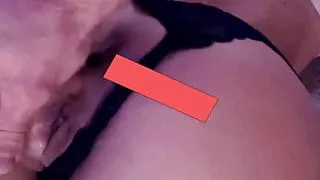 Despues De Una Mamada Profunda, Me Ahogo Con Una Gran Carga