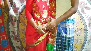 Wenn Großvater nicht zu Hause ist, haben Deor und Bhabi Sex