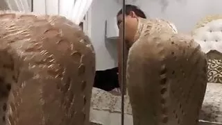 Shaking that ass shaking that ass