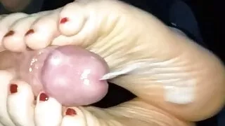 Footjob and Cumshot on feet