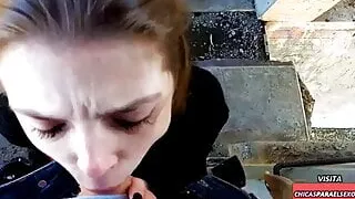 Mamada Publica Al Aire Libre Debajo Del Puente - Pov