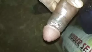 Main Muth mar raha hu fast tarike se