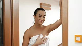 OLD4K. Belle begins morning with shower and jumping on BF’s cock