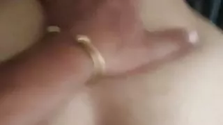 Ma voisine en chaleur je la refroidi