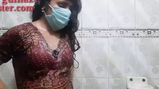 pakistani girl taking bath