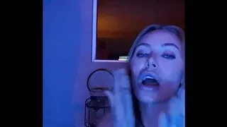 Fucking My New Stepmom While Dad Is Working