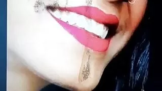 Slutty Bitch Sperma Gesicht