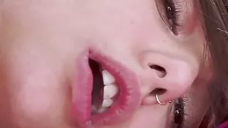 tinder deepthroat she was in the mood to be gaped so she did