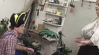 Busty bbw milf meets mechanic