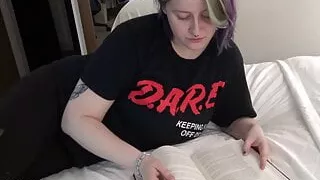 I just picked up a new girl and she's surprised by my fetish