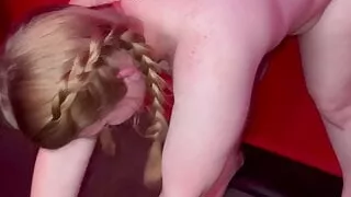 Milf goes to first Gloryhole