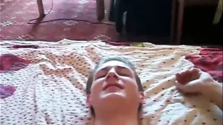 Lautes Stohnen deutscher Amateur College Paar grober Sex