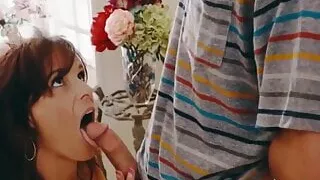 sie ist geil kommen und ficken