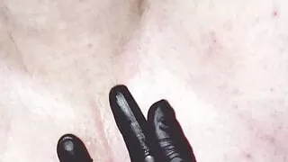 finger my husband's ass before i fuck him