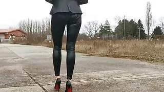 Leather Leggings and pumps