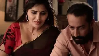 Hot, Sexy, Homely Aunty Seduced Her Boyfriend With Her Boobs