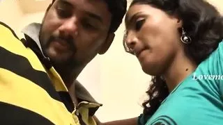 HOT TELUGU AUNTY – LIP KISS AND HARDCORE SEX