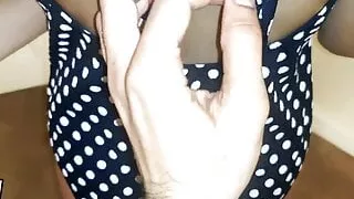 Indian girl has hot standing sex