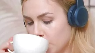 college wife anal loving blonde student has hot sex with nei