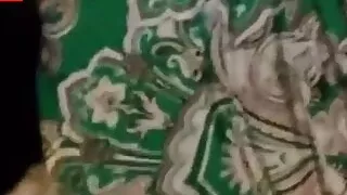 YKMKK - Sexy Bhabhi Ro Padi !