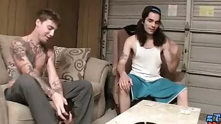 Straight thugs Blinx and Devin Reynolds jerk off and jizz