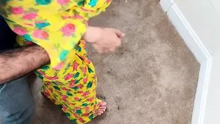 Desi aunty affair with her husband friend hindi audio