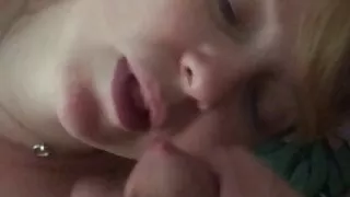 Girlfriend gets a facial