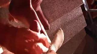 fully fashioned nylons footjob