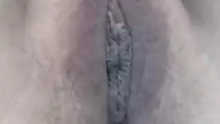 Curvy sweetie milf masturbates closeup on her lover's cam