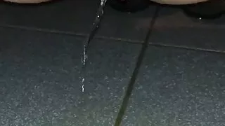 Sevgilim derya pissing yaparken buyuk klitoris