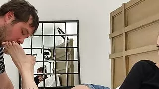 kiss my feet and worship me