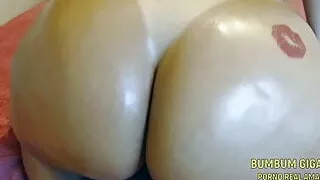 I forgot the window open and my neighbor saw me with my butt