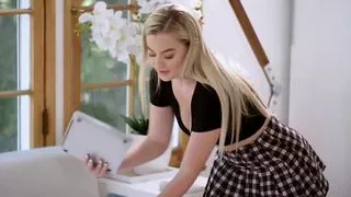 Black dick dipped inside stepsis’ tight pink pussy