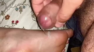 cum in foot