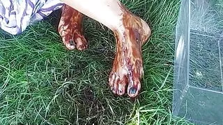 Amateur Hot Latina Plays With Her Chocolate Filled Feet