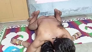 Pados Ki Nav Naveli Bhbahi Ko Patakar Ulta kar Chudayi Kiya